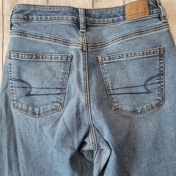 American Eagle AEO Women's •Size 6 Regular• Mom Jean *No Holes - Picture 8 of 8